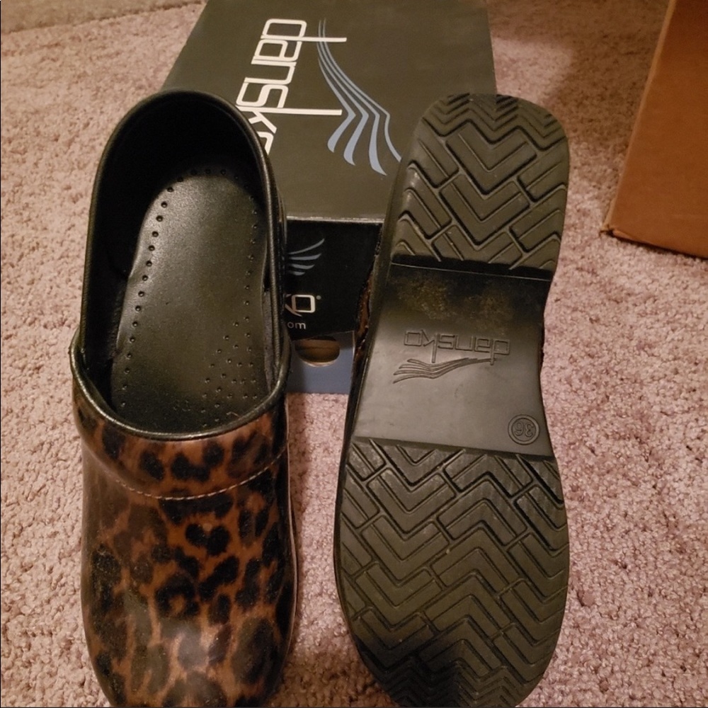 Leopard Dansko’s